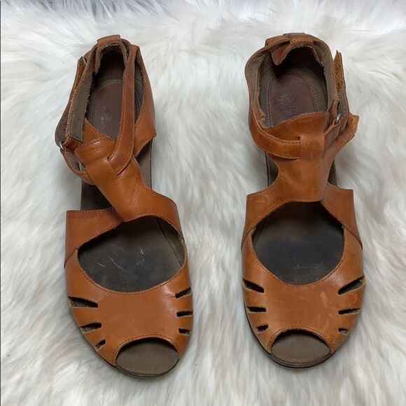 Merrell Evera Shift Tan Leather Heels Sz 10 - Picture 3 of 8